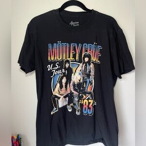 American Classics Women's Black Graphic Tee